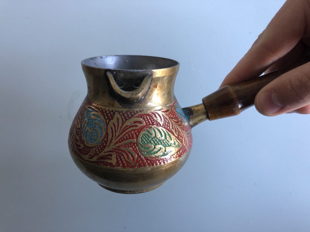 Tradiotoneel Arabische koffie